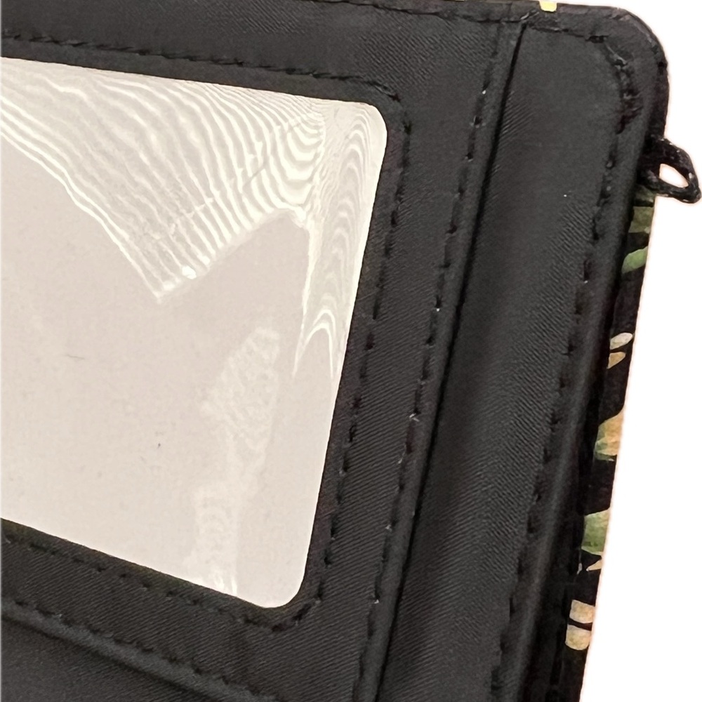 Small Trifold Wallet Yellow Daisy prints by No Bo - Picture 4 of 6